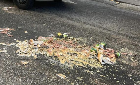 חשד: חסמו את ציר מעלה אדומים וגרמו נזק למשאיות