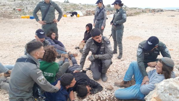 שוב פגיעה במתיישבים: כוח מג"ב הרס מבנה בבנימין