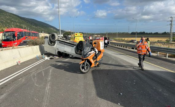 5 פצועים בתאונה בין 5 כלי רכב סמוך למחלף העמקים