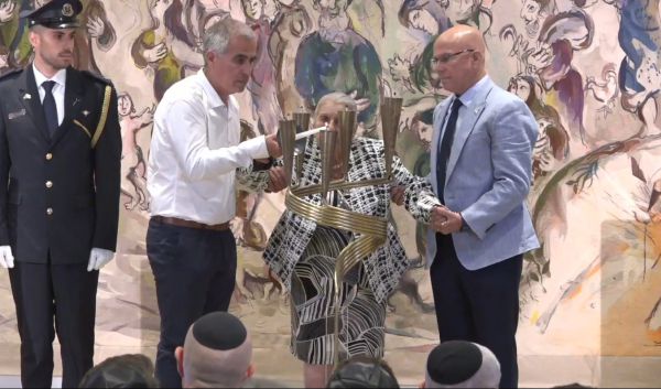 לכל איש יש שם: הח"כים מקריאים את שמות הנספים