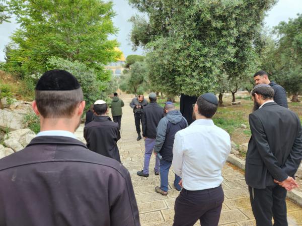 מאפר לתקומה: טקס יום השואה נערך בהר הבית