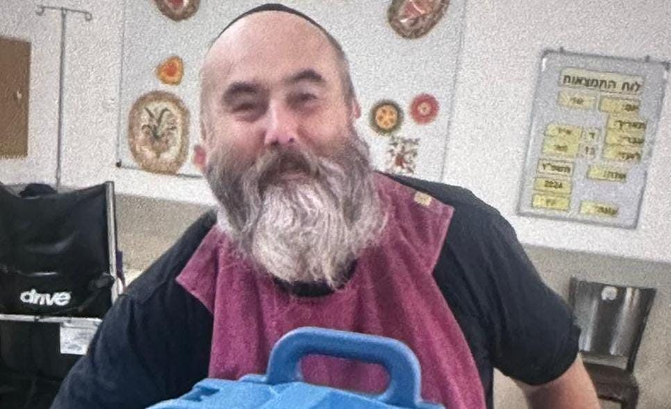 יצא מבית האבות ומאז נעלמו עקבותיו