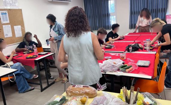 בתי ספר ערבים מקבלים ארוחה חמה; יהודים – לא