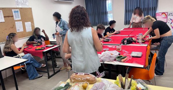 בתי ספר ערבים מקבלים ארוחה חמה; יהודים – לא