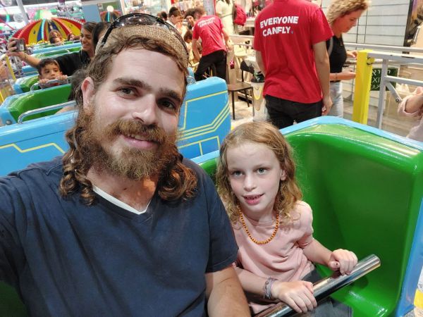 הגזרות החדשות של האלוף פוקס נגד אריאל דנינו