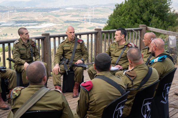 מופע של ניתוק: הרמטכ"ל משבח את "המוכנות בצפון"
