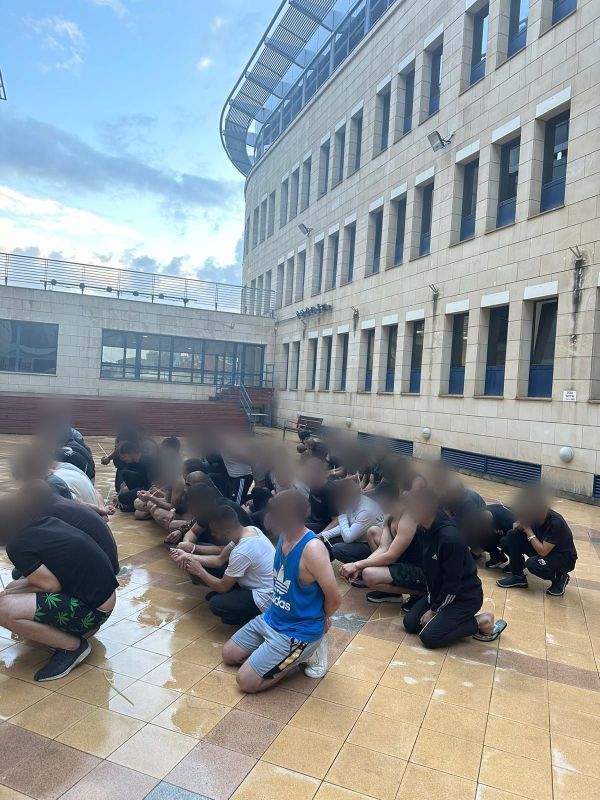 משטרת ישראל: 49 שב"חים אותרו בדירה אחת ביפו