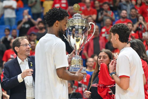 הפועל ירושלים זכתה בגביע המדינה בכדורסל