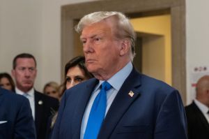 בעקבות המחאות: ארה"ב קוראת לאזרחיה לעזוב את איראן