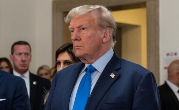 הפסקת אש במלחמת הסחר: טראמפ הקפיא את המכסים על מקסיקו וקנדה