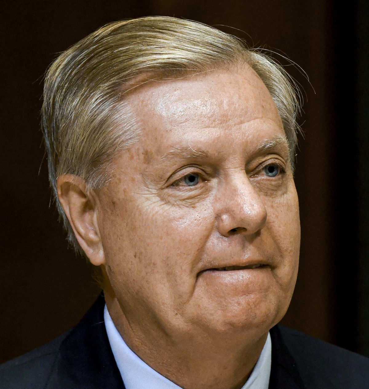 לא עוצר: לינדזי גרהאם ממשיך לעקוץ את איראן