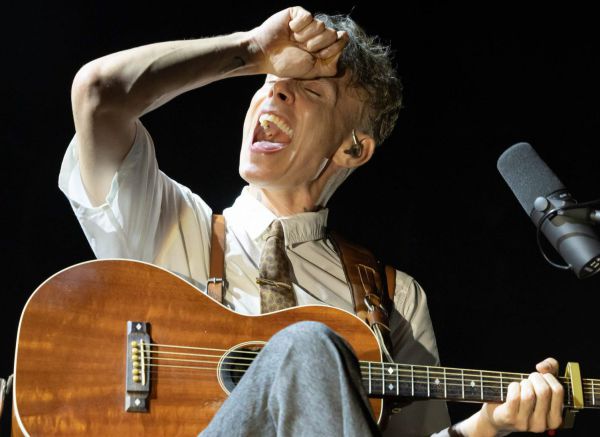 חו"ל זה כאן: אסף אבידן כבש את ההיכל