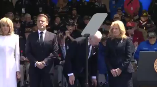 התיעוד שעורר סערה: ביידן נצפה שוב באירוע מביך