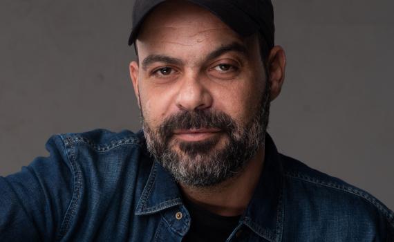 העיתונאית במתקפה על עמיר בניון: "ערס נרקומן – ביביסט עיוור"