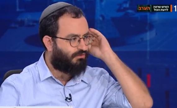 העיתונאי החרדי: קיבלתי פטור שקרי על רקע נפשי