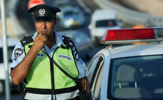 5.5 שנות מאסר לבדואים שגנבו רכב ופגעו בשוטרים