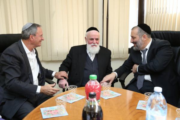 עד הבחירות: זה הרב שיהיה הרב הראשי לישראל