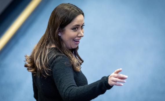 "רדיפה פוליטית": השרה מאי גולן זומנה לחקירה