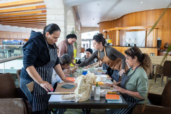 הממשלה אישרה שהייה במלונות עד אמצע אוגוסט