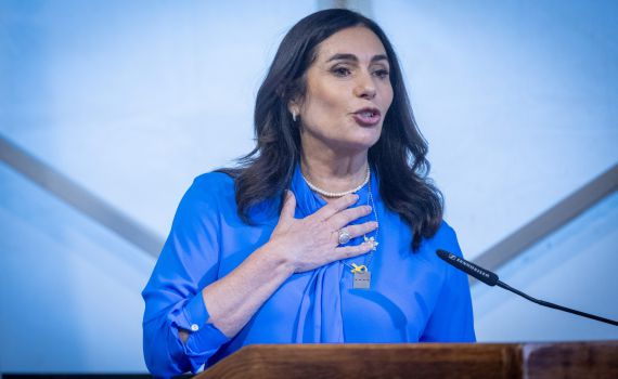 אביו של החטוף נגד מירי רגב: "מתי היית בעוטף?"