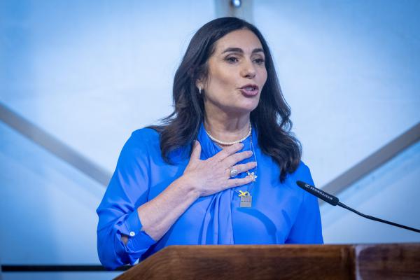 אביו של החטוף נגד מירי רגב: "מתי היית בעוטף?"