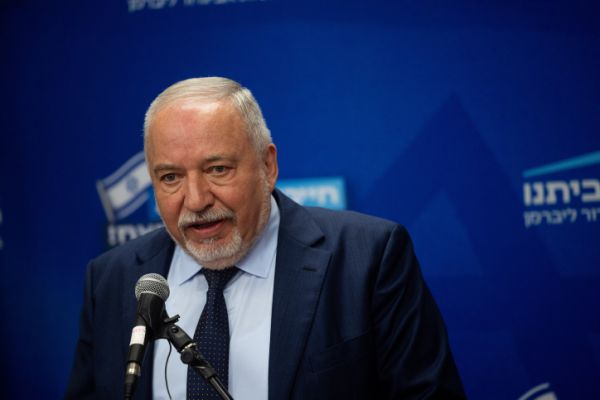 ליברמן: זה האדם שצריך להוביל את המפלגה החדשה
