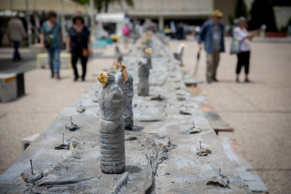 משפחות חטופים: המתווה החדש יגזור את דינם