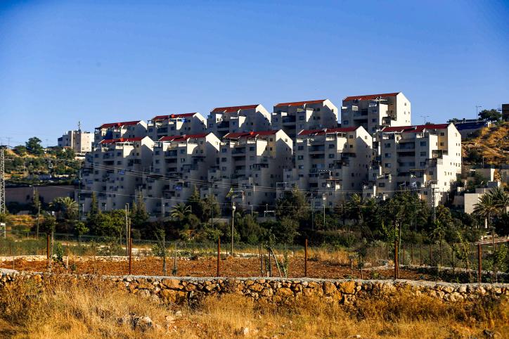 הלם ביישוב הסרוג: המורה חשוד בביצוע עבירות מין בתלמיד