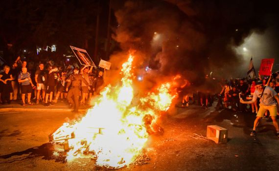 "ח"כ לזימי מנצלת את החסינות להפריע לשוטרים"