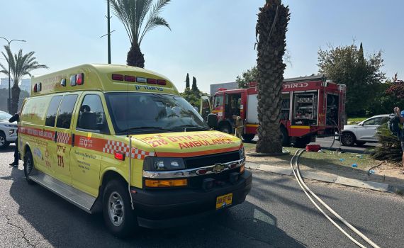 פיצוץ רכב ברחובות, גבר כבן 50 נפצע קשה