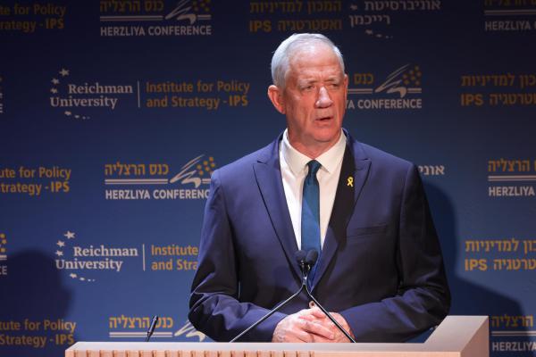 גנץ: יש לנו יכולת לגרוע חלק מיכולות חיזבאללה תוך ימים