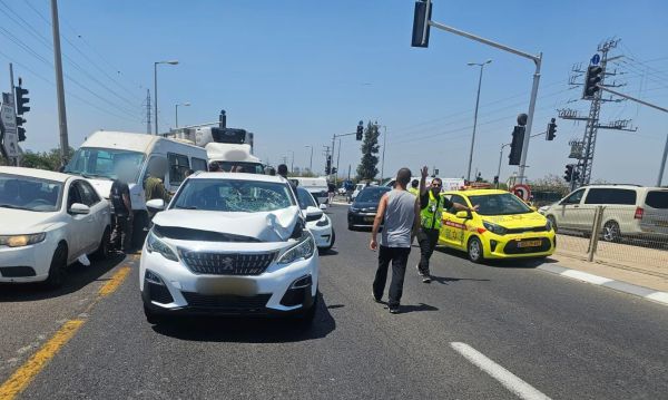 כפר חב"ד: הולך רגל נפצע באורח אנוש לאחר שנפגע מרכב