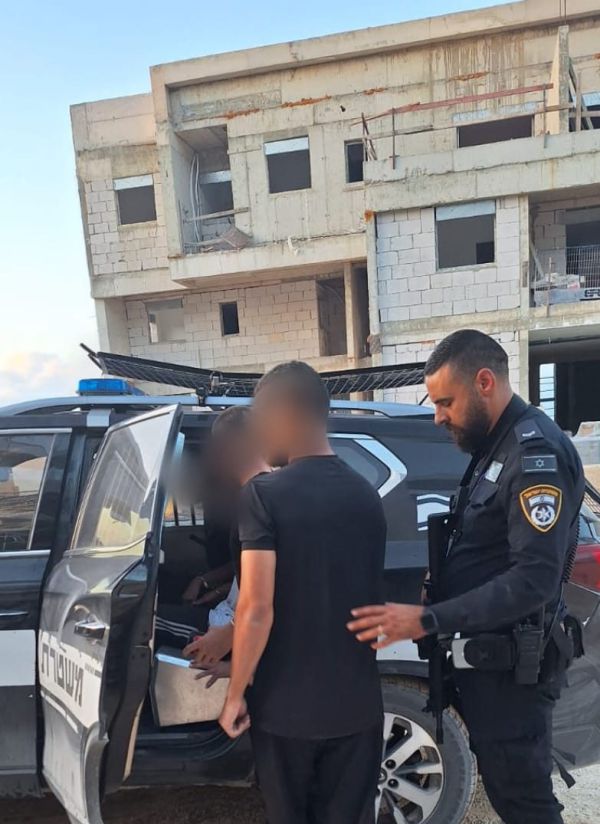 סכנת חיים: פועלי בניין פלסטינים נתפסו בנוף הגליל