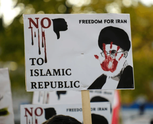 קנדה קבעה סופית: משמרות המהפכה-ארגון טרור