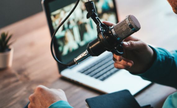 המגיש הפתיע את הגולשים: "יש לי גנים מזרחיים"