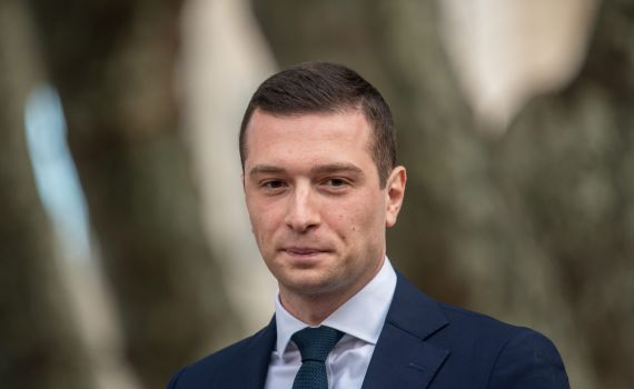 המועמד בצרפת: מדינה פלסטינית זה הכרה בטרור