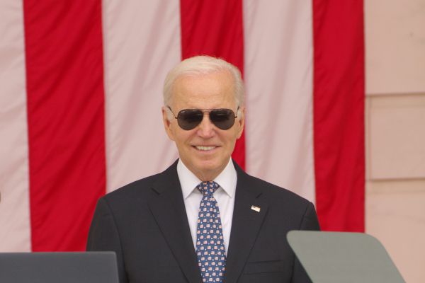 דיווח: ביידן שקל עסקה עצמאית עם חמאס