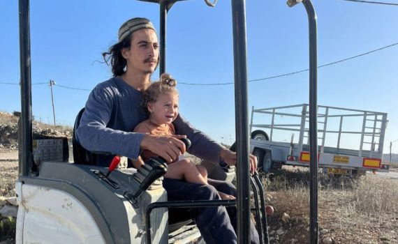 יקבל שחרור? לעצור המנהלי אלחי כרמלי נולדה בת