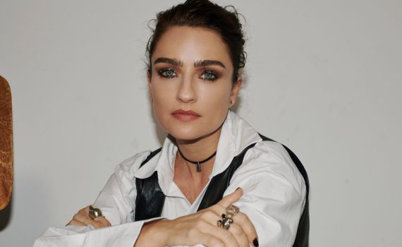 אניה בוקשטיין: "לא להתחתן ברבנות. הם ממש לא לטובתנו"