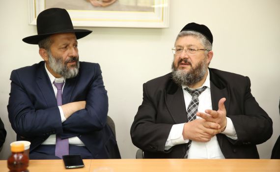 אריה דרעי סופד לאחיו: "צר לי עליך אחי, נעמת לי מאוד"