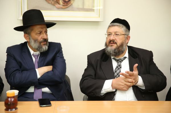 אריה דרעי סופד לאחיו: "צר לי עליך אחי, נעמת לי מאוד"