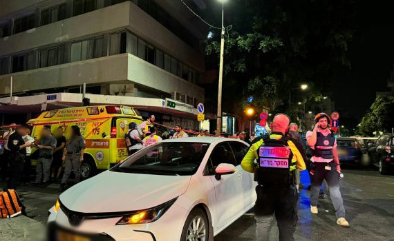 גבר נהרג מפגיעת כטב"מ שהתפוצץ במרכז תל אביב