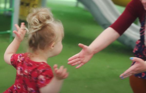 לרשת 'פרח' דרושות עובדות למגוון משרות בכל הארץ >>