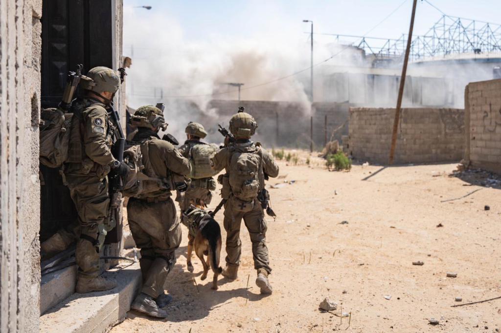צפו: מה גילו הלוחמים בתוך חדר ילדים ברפיח?
