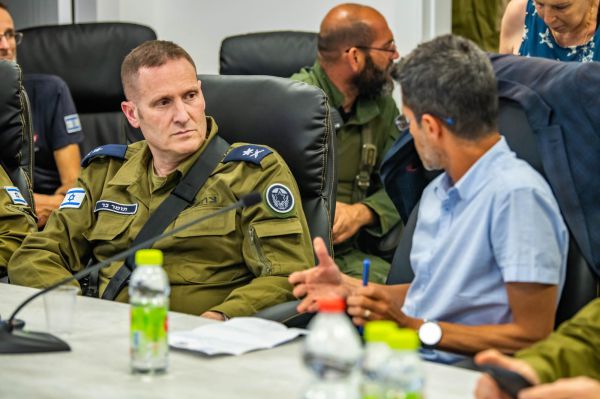 האלוף בר: "התקיפה בתימן כוונה לכל המזרח התיכון"