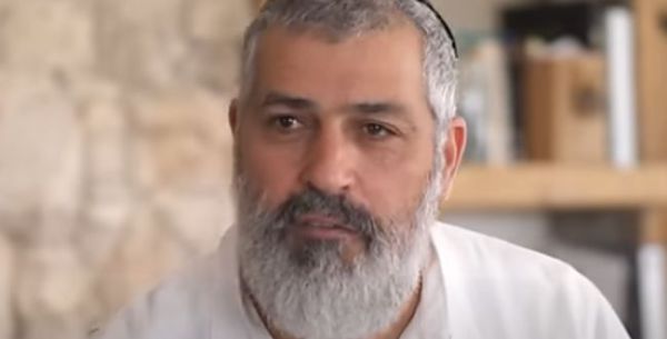 מזל טוב: עשרה דברים שלא ידעתם על צבי יחזקאלי