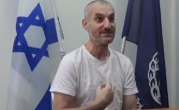 צפו: מחבל פת"ח מתאר את החיים בכלא אחרי ה-7/10