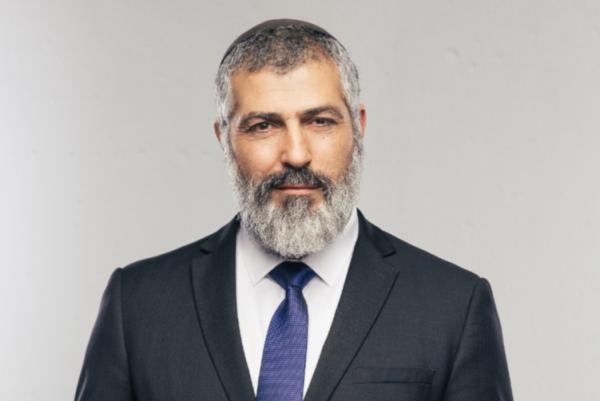 אחרי שהטריף את הרשת: צבי יחזקאלי שם סוף לתעלומה