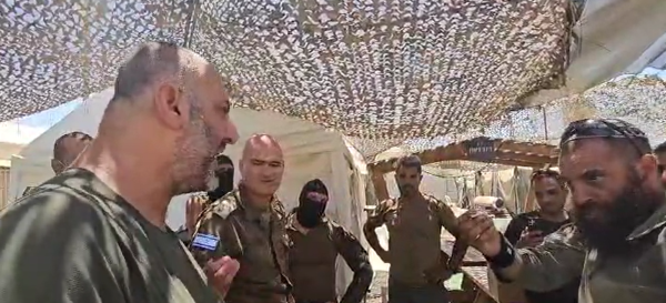 חשד להתעללות בנוח'בה: מצ"ח עצרה 10 לוחמים