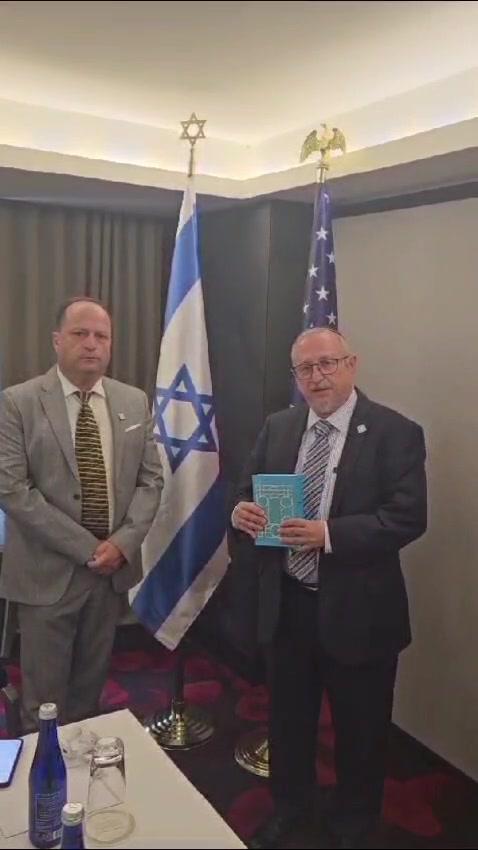 משפחות שכולות בקונגרס: "לוקחים איתנו את התנ"ך"